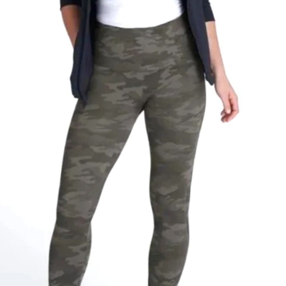 Spanx Look At Me Now Camo Leggings XL